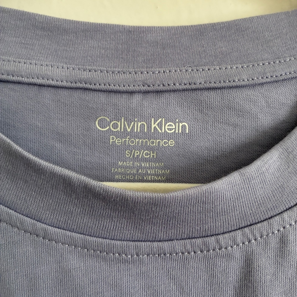 NWT Calvin Klein Performance Long Sleeve Shirt 💜 - Picture 2 of 7